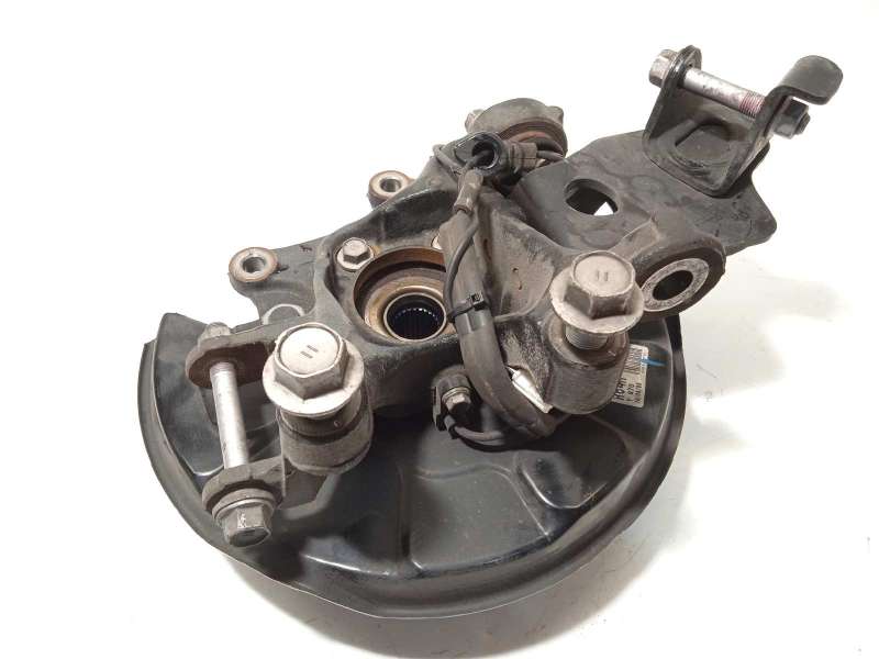 Recambio de mangueta trasera derecha para lexus nx 300h 4wd referencia OEM IAM 4230442020 2