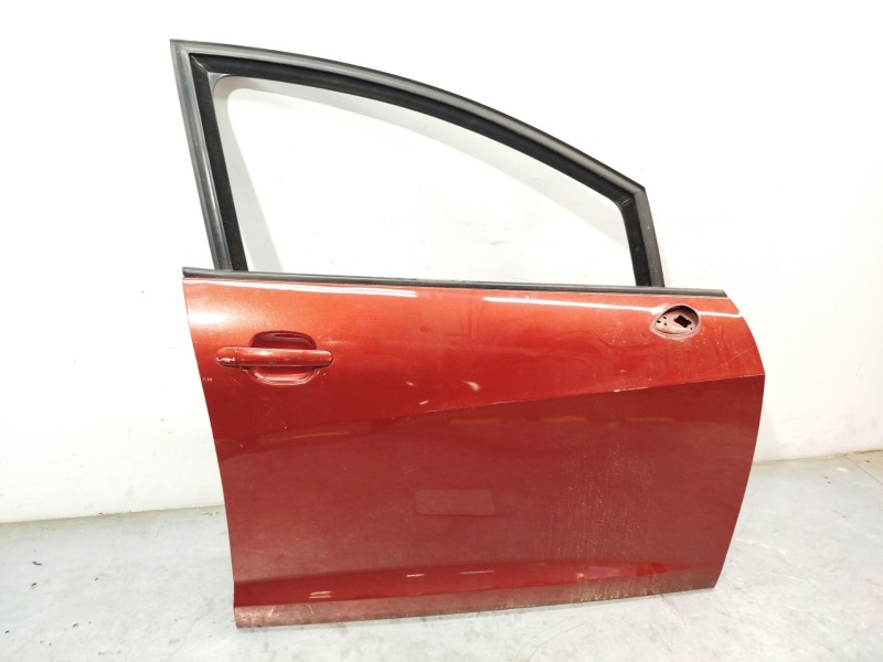 PUERTA DELANTERA DERECHA 6J4831056 