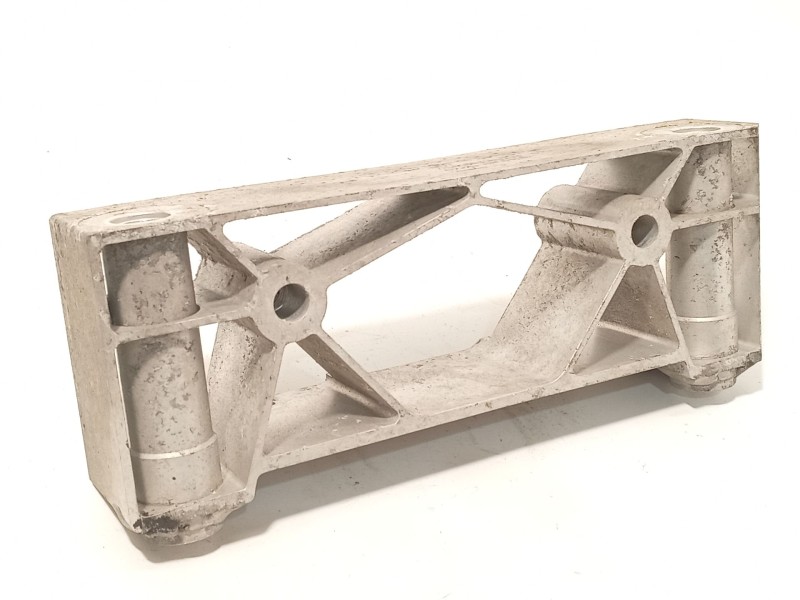 SOPORTE 4S0813857B 