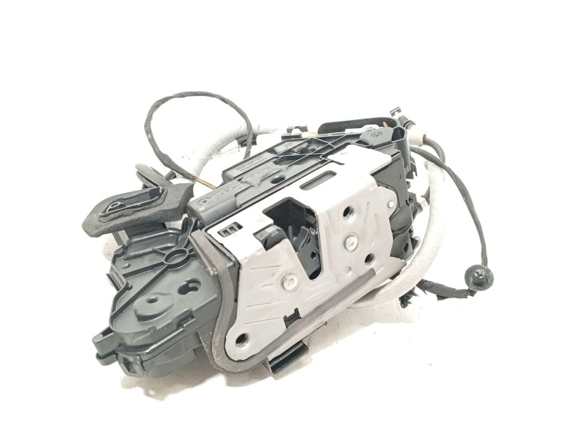 CERRADURA PUERTA DELANTERA IZQUIERDA 5TB837015E 