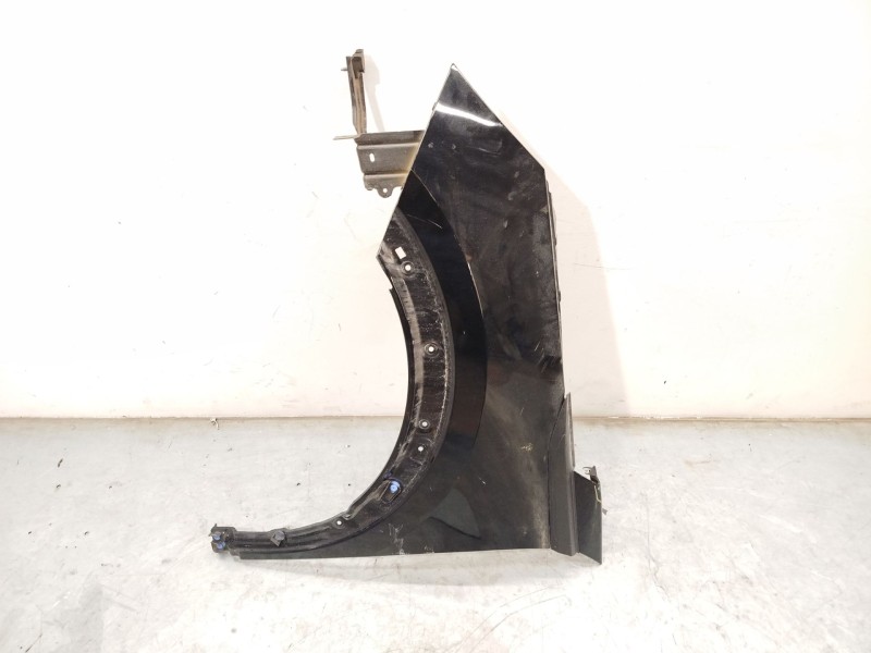 ALETA DELANTERA IZQUIERDA 9825439180 