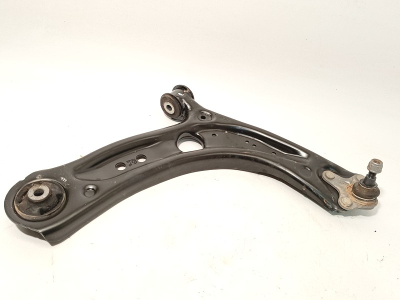 BRAZO SUSPENSION INFERIOR DELANTERO DERECHO 5WA407152A 