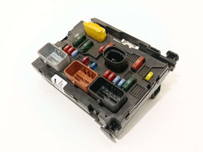 Recambio de caja reles / fusibles para peugeot 207/207+ (wa_, wc_) 1.6 16v referencia OEM IAM 9661086980 2