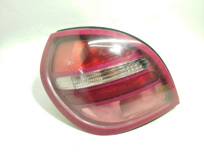 PILOTO TRASERO IZQUIERDO 26555BN011 26555BN025 