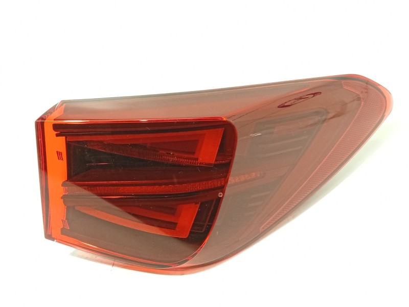 PILOTO TRASERO DERECHO 5FA945208D 