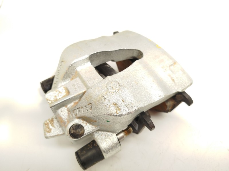 PINZA FRENO DELANTERA DERECHA 2Q0615124A 