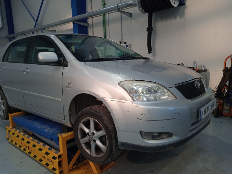 TOYOTA COROLLA (_E12_)