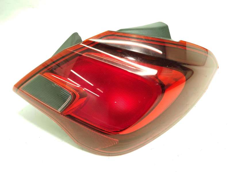Recambio de piloto trasero derecho para opel corsa e (x15) 1.4 (08, 68) referencia OEM IAM 39012622  460034366 - Rojo
