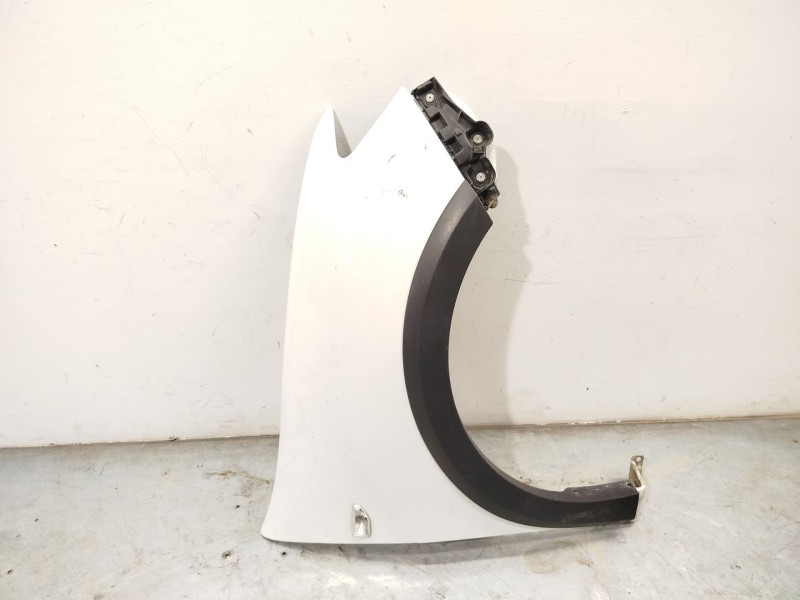 ALETA DELANTERA DERECHA 631000142R 