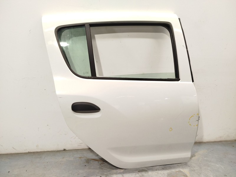 PUERTA TRASERA DERECHA 821002434R 