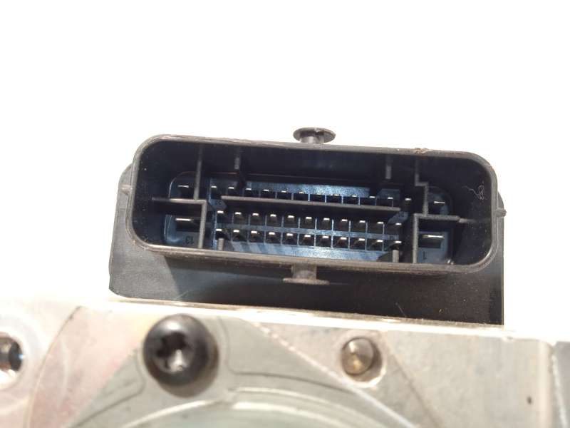 Recambio de abs para kia cee'd drive referencia OEM IAM 58920A2230 6158945200 A258920800 4