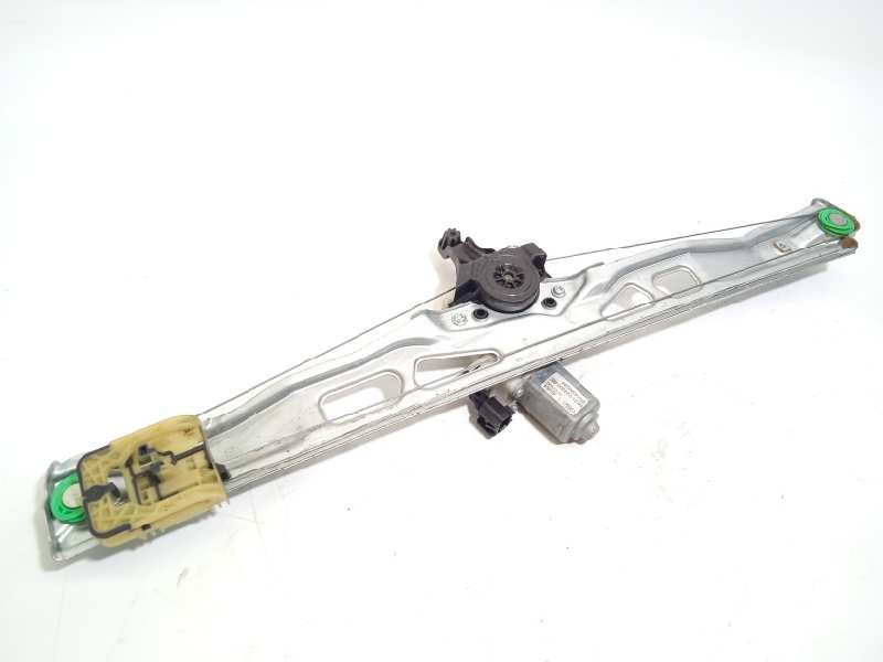 ELEVALUNAS DELANTERO DERECHO BK21V23200BE 2473809 