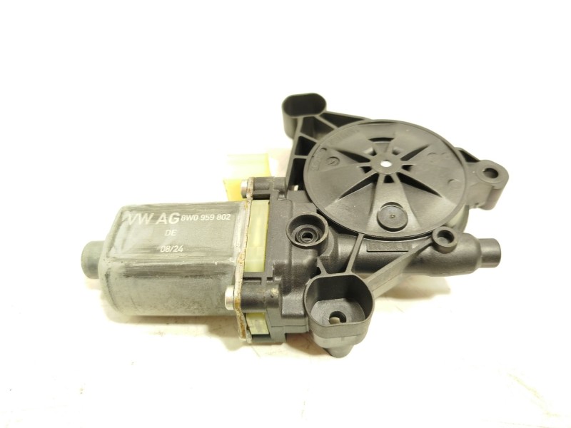 MOTOR ELEVALUNAS DELANTERO IZQUIERDO 8W0959802 