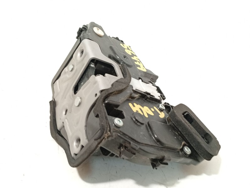 CERRADURA PUERTA TRASERA DERECHA 10A839016B 