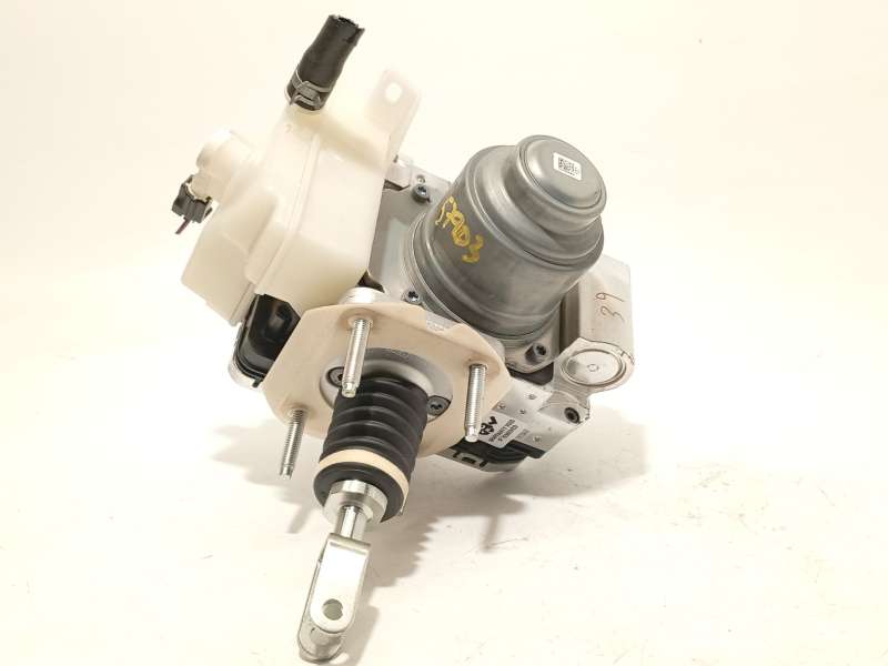 Recambio de abs para mazda mazda 3 sedan 2.5 e-skyactiv-g referencia OEM IAM BJGD439A0 06211203834 06218927693 4