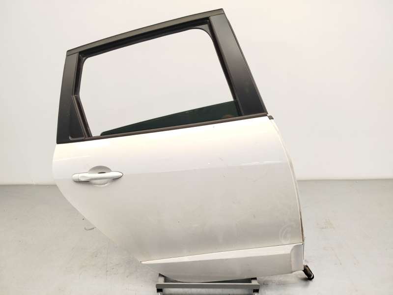 Recambio de puerta trasera derecha para renault scénic iii (jz0/1_) 1.2 tce referencia OEM IAM 821007232R 2