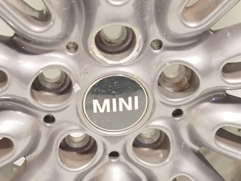 Recambio de llanta para mini mini (f56) cooper referencia OEM IAM 6856099 36116856099 4