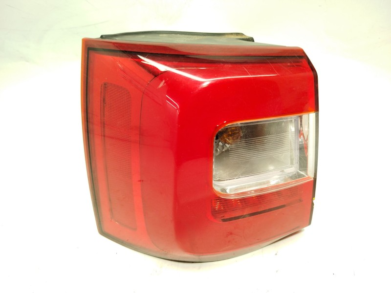 PILOTO TRASERO IZQUIERDO 924012P620 