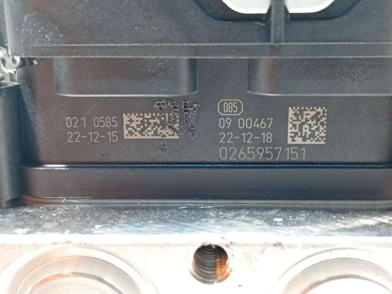Recambio de abs para toyota yaris cross (mxp_) 1.5 hybrid (mxpj10) referencia OEM IAM 445400D860 0265957151 970400 - Blanco 6