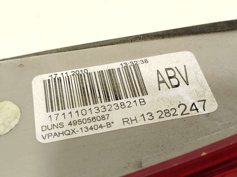 Recambio de piloto trasero derecho interior para opel astra j sports tourer (p10) 1.7 cdti (35) referencia OEM IAM 13282247 4
