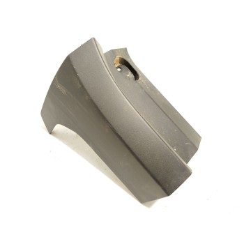 PUNTERA PARAGOLPES TRASERA DERECHA R2X617926A 2732931 