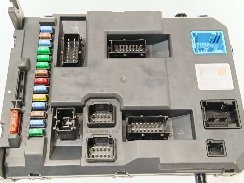 Recambio de caja reles / fusibles para peugeot 207/207+ (wa_, wc_) 1.4 16v referencia OEM IAM 9664983080 4