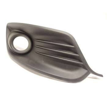 REJILLA PARAGOLPES DERECHA 263315510R 