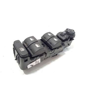 MANDO ELEVALUNAS DELANTERO IZQUIERDO 98421760ZD 