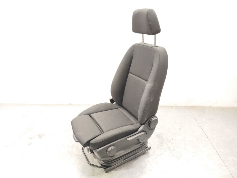ASIENTO DELANTERO IZQUIERDO A0009108205 A0009106513 