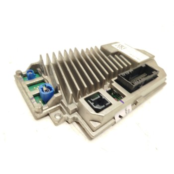 Recambio de sistema navegacion gps para ford tourneo courier 1.0 ecoboost referencia OEM IAM R2XT14G670AHE  PU5T14G670VDF