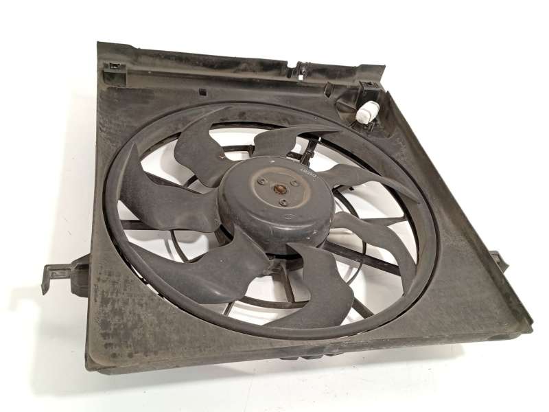 Recambio de electroventilador para kia cee'd hatchback (ed) 1.6 crdi 115 referencia OEM IAM 253801H680 3