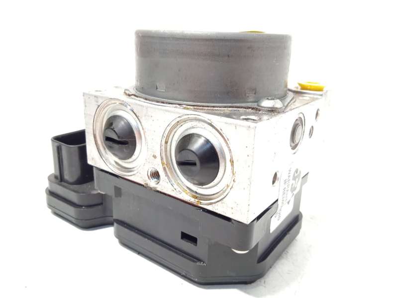 Recambio de abs para toyota c-hr hybrid advance referencia OEM IAM 4451010070 8954110080 11304041330 2