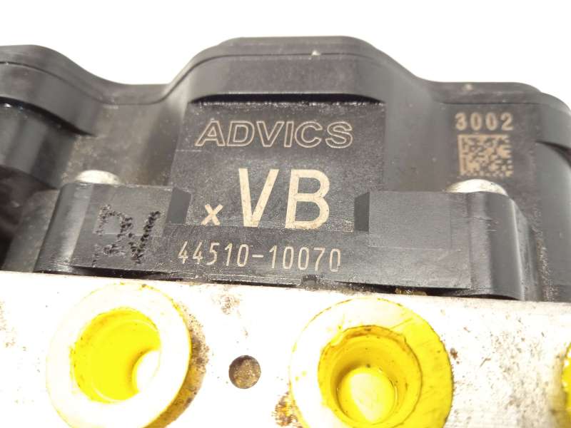 Recambio de abs para toyota c-hr hybrid advance referencia OEM IAM 4451010070 8954110080 11304041330 7