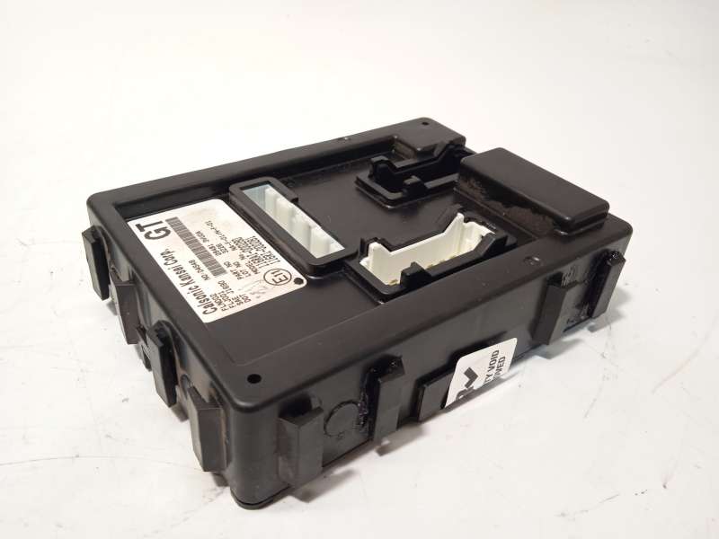 Recambio de centralita confort para nissan note acenta referencia OEM IAM 284B13VU0A - Blanco 2