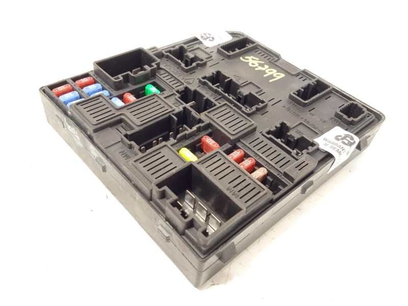 CAJA RELES / FUSIBLES 284B75NA1A 5CH811F11