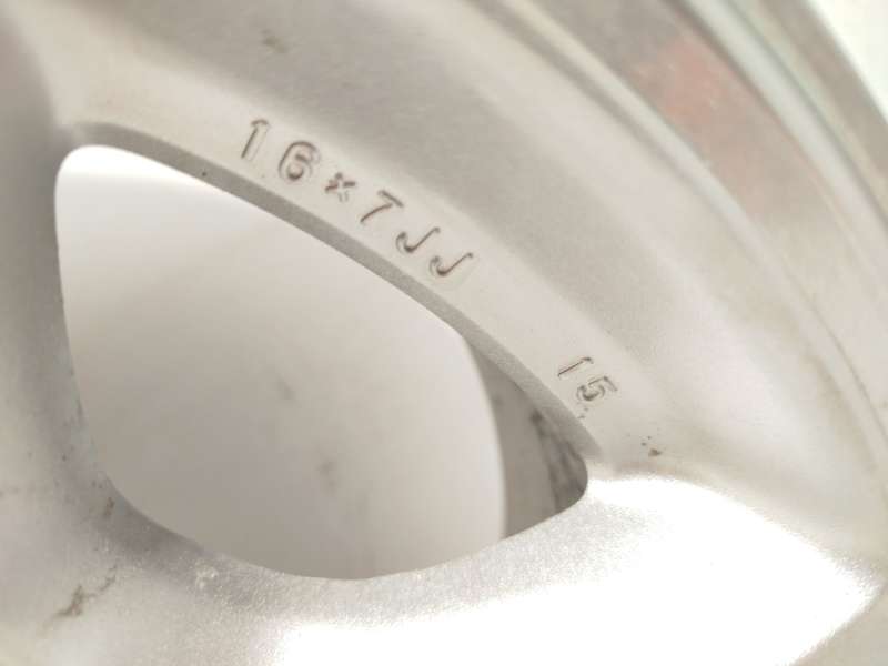 Recambio de llanta para toyota land cruiser 90 (_j9_) 3.0 td (kzj90_, kzj95_) referencia OEM IAM 4261160140 - Plata 4