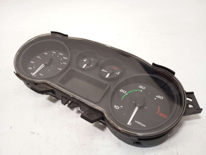 Recambio de cuadro instrumentos para iveco daily vi caja/chasis 33s15, 35s15, 35c15 referencia OEM IAM 5801815717  A2C84155001 - Blanco 2
