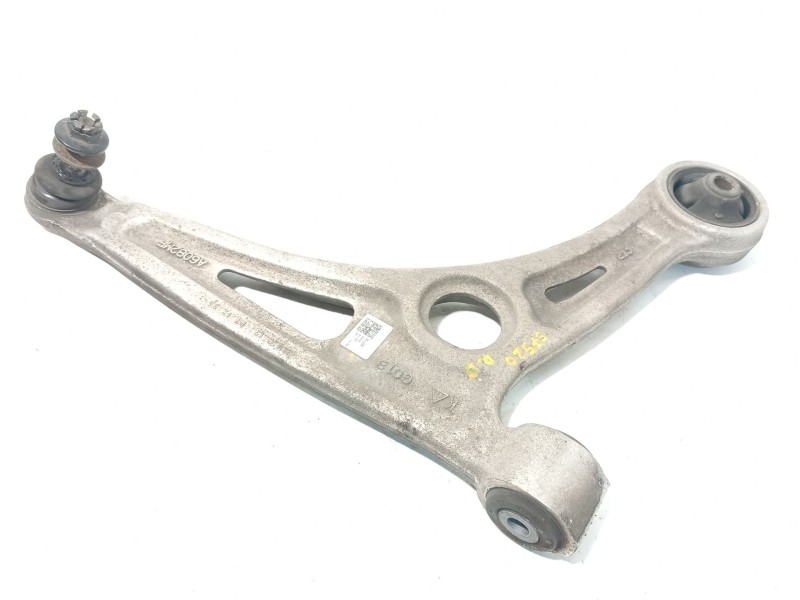 BRAZO SUSPENSION INFERIOR DELANTERO DERECHO 54501G2100 