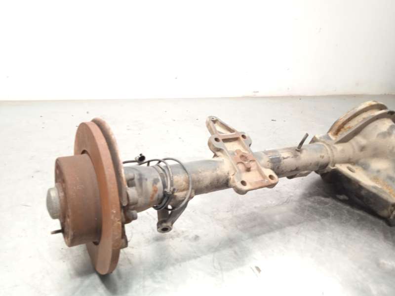 Recambio de puente trasero para iveco daily vi caja/chasis 33s15, 35s15, 35c15 referencia OEM IAM 46393054 7186886 - Blanco 2