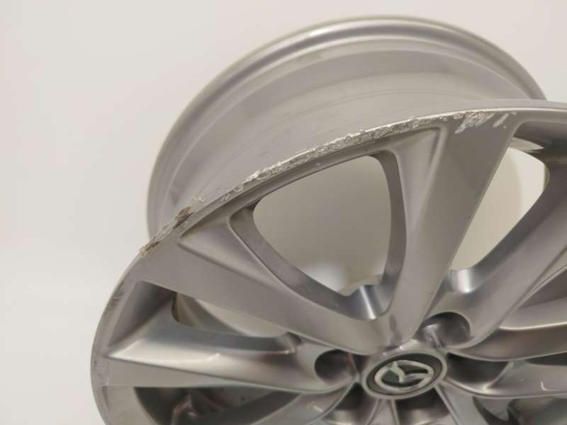 Recambio de llanta para mazda mazda 3 sedan 2.5 e-skyactiv-g referencia OEM IAM 9965N06560 5