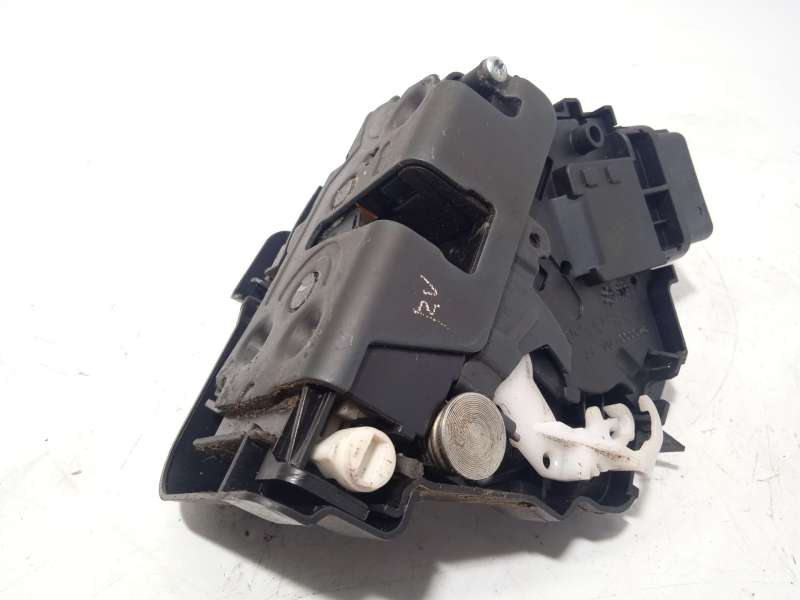 CERRADURA PUERTA TRASERA DERECHA 30799316 