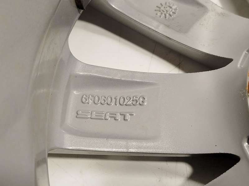 Recambio de llanta para seat ibiza v (kj1, kjg) 1.0 tsi referencia OEM IAM 6F0601025G8Z8 - Blanco 8