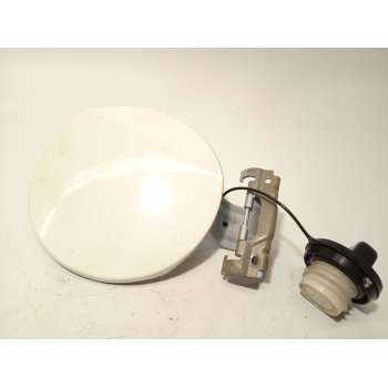 TAPA EXTERIOR COMBUSTIBLE G88303VVMA 