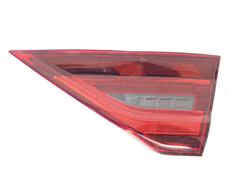 PILOTO TRASERO DERECHO INTERIOR 82A945094B 