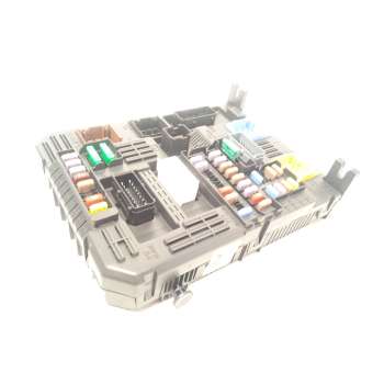 CAJA RELES / FUSIBLES 9819855180 1669611180 1635692480