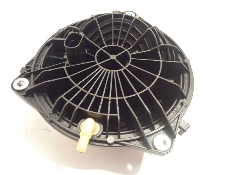 Recambio de maneta exterior porton para volkswagen polo 1.0 tsi referencia OEM IAM 2G6827469 - Azul 3