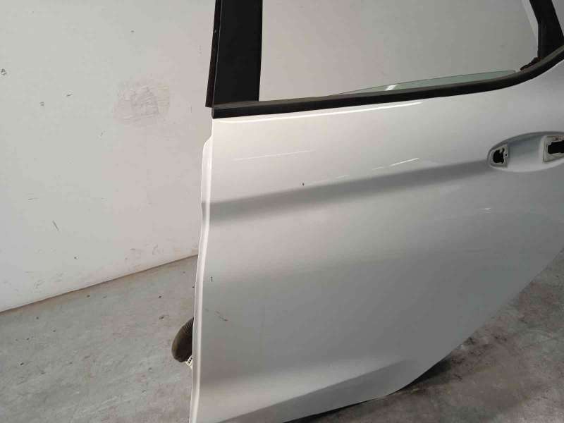 Recambio de puerta trasera izquierda para ford fiesta vii (hj, hf) 1.5 tdci referencia OEM IAM 2086397  PH1BBA24631DA - Blanco 2