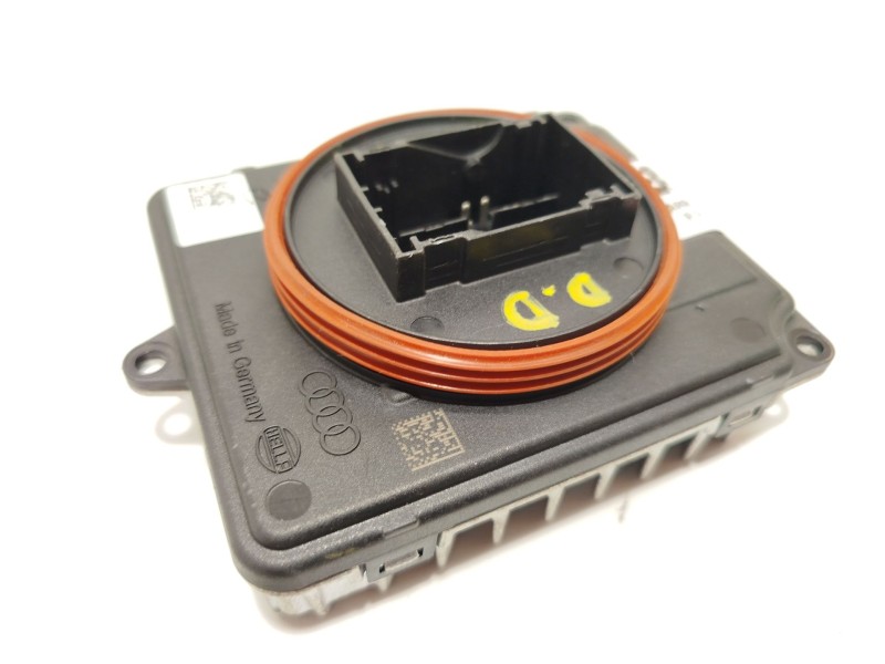 CENTRALITA LED DERECHA 4K0941572CG 