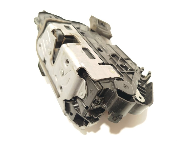 CERRADURA PUERTA DELANTERA IZQUIERDA 5TB837015E 