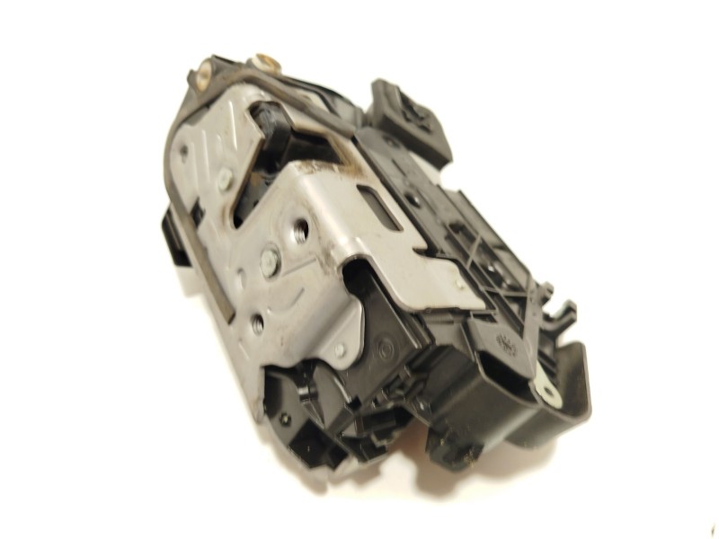 CERRADURA PUERTA TRASERA IZQUIERDA 5TA839015Q 